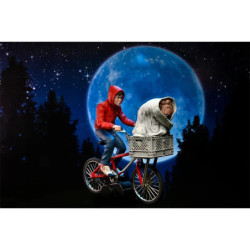 Figurine E.T sur le Vélo